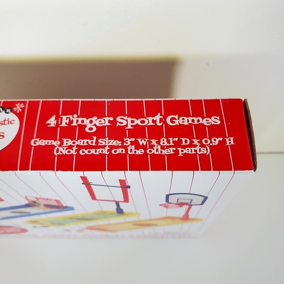 SMALL 4 FINGER SPORTS GAMES IN 1 BOX - Picture 2 of 2